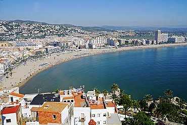 View over Peniscola, Costa del Azahar, Orange Blossom Coast, Castellon, Valencia, Spain, Europe