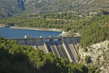 Artificial lake in Guadelest, Guadalest, Costa Blanca, Spain