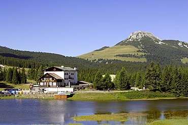 Hotel and lake and behind the Weisshorn (2316m), South Tyrol, Italy