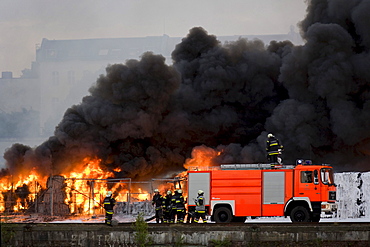 Fire at a paper warehouse, Kreuzberg, Berlin, Germany, Europe