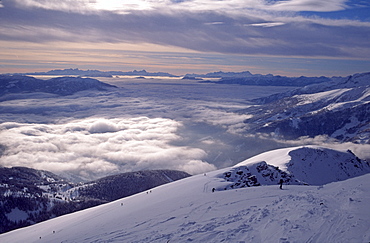 Skiers, Faschaunereck, Hohe Tauern Range, Carinthia, Austria, Europe