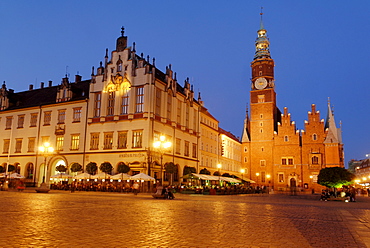 Historical town hall, Sukiennice, Cloth Hall or Drapers' Hall, by Wroclaw market square, Wroclaw, Silesia, Poland, Europe