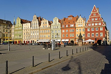 Market square Plac Solny or Salt Market, Wroclaw, Silesia, Poland