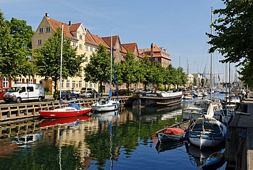 Boats on the Christianshavn Canal, Copenhagen, Denmark, Scandinavia, Europe