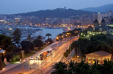 View on bay and promenade with harbour, Palma de Majorca, Majorca, Spain