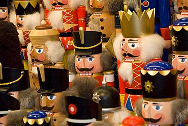 Nutcrackers, Christmas market