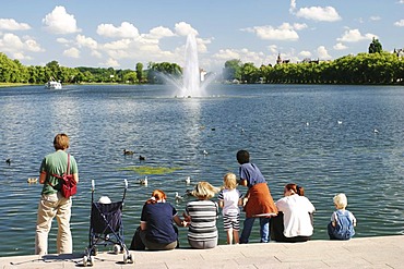 BRD Germany Mecklenburg Vorpommern Schwerin at the Parsons Lake with Fountain and Children