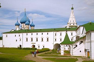 Suzdal Kremlin with Cathedral of the Nativity of the Virgin and apartments of the archbishop, Suzdal, Russia