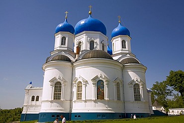 5-domed Assumption cathedral, Bogoljubovo, Vladimir, Russia
