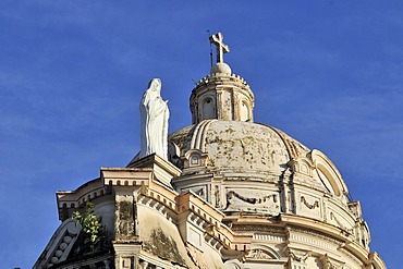 Statue of Mary and Dome, La Merced Church, Granada, Nicaragua, Central America