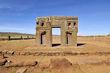 Gateway of the Sun, rear view, at Tihuanaku, UNESCO World Heritage Site, La Paz, Bolivia, South America