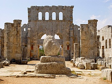 The holy Simon spent the last 30 years on a column at a value of 20 m in the monastery