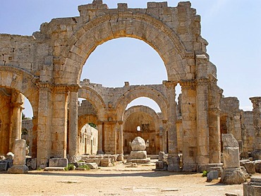 The holy Simon spent the last 30 years on a column at a value of 20 m in the monastery