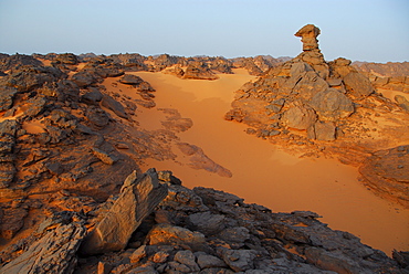 Typical rock formation, Akakus mountains, Libya