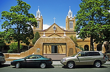 Cathedral of Albuquerque, New Mexico, USA, America