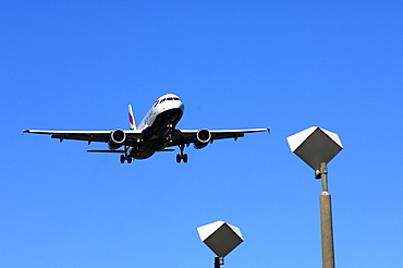 Landing British Airways aircraft