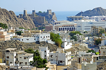 View towards Old Muscat, historic centre, Fort Mirani in the back, Oman, Middle East