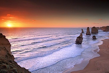 Rocks of the 12 Apostles, Port Campell National Park, Great Ocean Road, Victoria, Australia