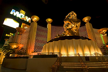 Golden lion statue in front of the MGM Grand Casino, Las Vegas Boulevard, Las Vegas, Nevada, USA, North America