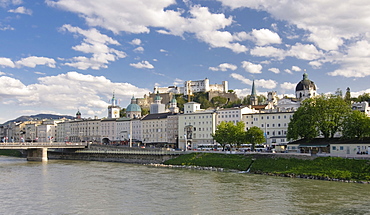 View over the Salzach River, historic centre and the Hohensalzburg Rortress, Salzburg, Austria, Europe