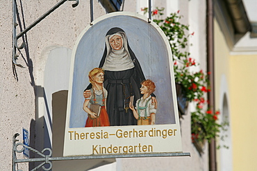 Sign outside of a kindergarten in Muehldorf am Inn, Upper Bavaria, Bavaria, Germany, Europe