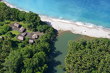 Estuary and settlement, aerial photo between Madang and Goroka, Papua New Guinea, Melanesia