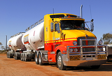 Road Train, Road House on Highway 87 at Glendambo, South Australia, Australia