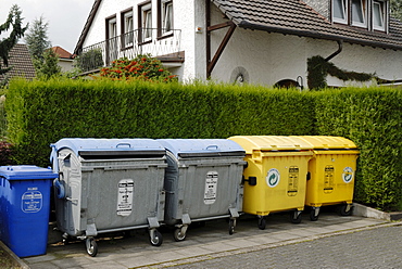 Garbage bins, waste paper bins and recycling bins