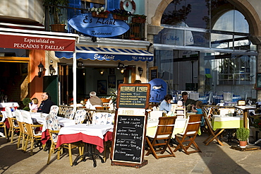 Restaurants on the roadside in Cala Ratjada, Majorca, Balearic Islands, Spain, Europe