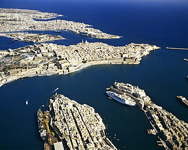 Valletta, aerial view, historic centre, Mediterranean, Malta