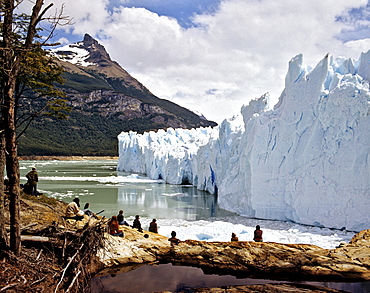 Perito Moreno Glacier, Campo de Hielo Sur, Andes, Patagonia, Argentina, South America