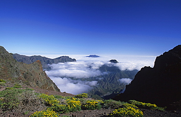 View from the mirador de los Andenes into the Caldera (crater) de Taburiente, La Palma, Canary Islands, Spain