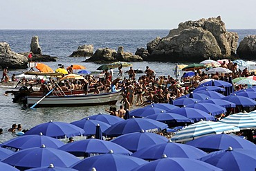 ITA, Italy, Sicily : The town of Taormina, in the northeast of the island. Beach at the Islola Bella |