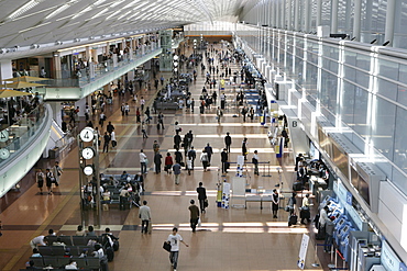 Haneda Airport. Terminal 2 departure and check in hall, Tokyo, Japan, Asia