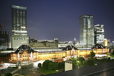 Tokyo Station area with its many new office buildings, hotels, shopping malls and restaurants, Tokyo, Japan, Asia