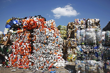 Plastic recycling, PET bottles and plastic rubbish are shredded and pressed, Essen, North Rhine-Westphalia, Germany, Europe