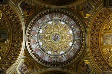 Cuppola, St Stephan's Basilica, Pest, Budapest, Hungary