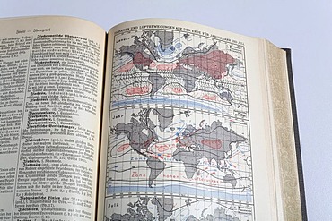 Picture of an isobar world map in an german encyclopedia from 1914