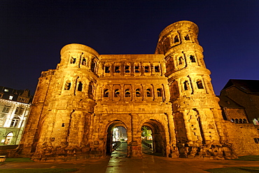 Porta Nigra, city front, Trier, Rhineland-Palatinate, Germany