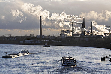 View of Rhine and Sachtleben chemistry works, Duisburg-Homberg, NRW, Germany