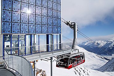 Piz Nair cable car station, photovoltaic system, solar cells, high mountains, Switzerland, Europe