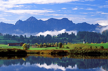 Huttlerweiher Pond, Rosshaupten, East Allgaeu, Bavaria, Germany, Europe