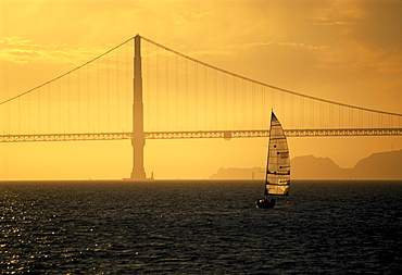 Golden Gate Bridge, California, USA