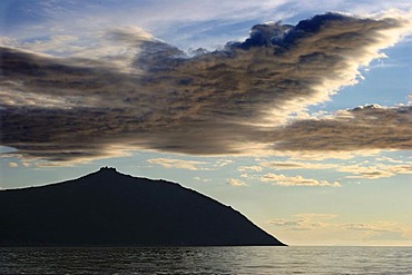 Hill - crown. . Nagaevo bay, Sea of Okhotsk. Magadan, Eastern Siberia, Russia