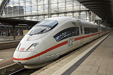 ICE train of DB, main station, Frankfurt, Hesse, Germany