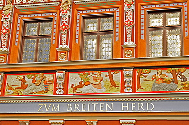 "Zum breiten Herd" restaurant, Kraemerbruecke (bridge), Erfurt, Thuringia, Germany, Europe