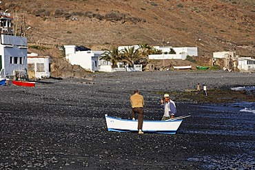 Two fishermen talking , Lajita , Fuerteventura , Canary Islands