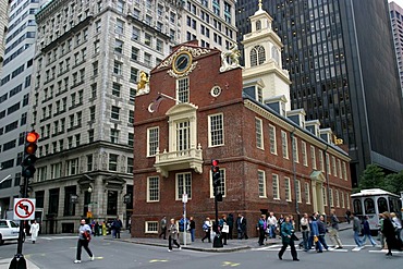 Old and new arranged together in the city center of Boston, Massachusetts.