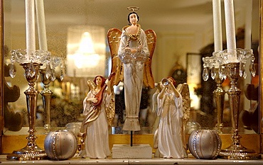 Three Christmas angels, Christmas decorations on mantelpiece