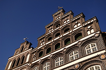 Renaissance facade of the Industrie and Chamber of Commerce, in detail, Lueneburg, Lower Saxony, Germany, Europe